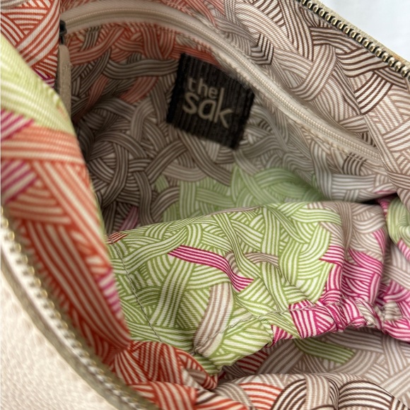 The Sak Cream and Tan Leather Shoulder Bag - Picture 4 of 4